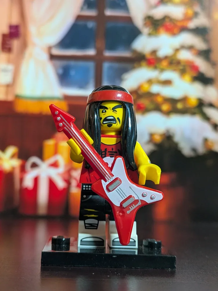 LEGO Minifigures - Gong & Guitar Rocker