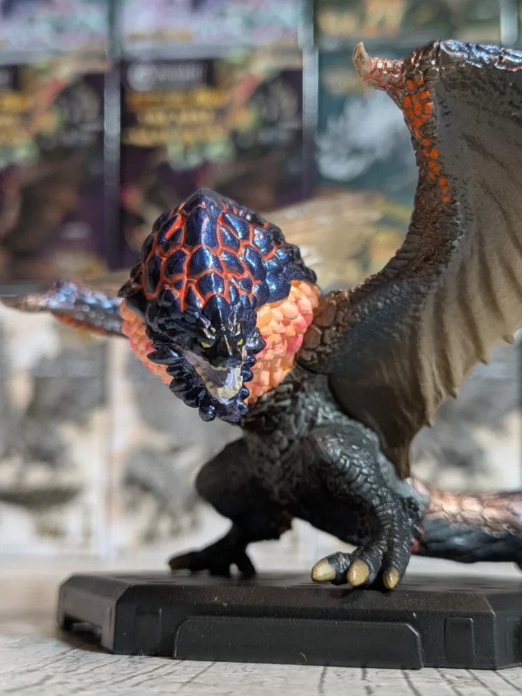Capcom Figure Builder - CFB Vol. 26 - Monster Hunter Rise Sunbreak - Boiling Crimson Bazelgeuse - (~10cm)