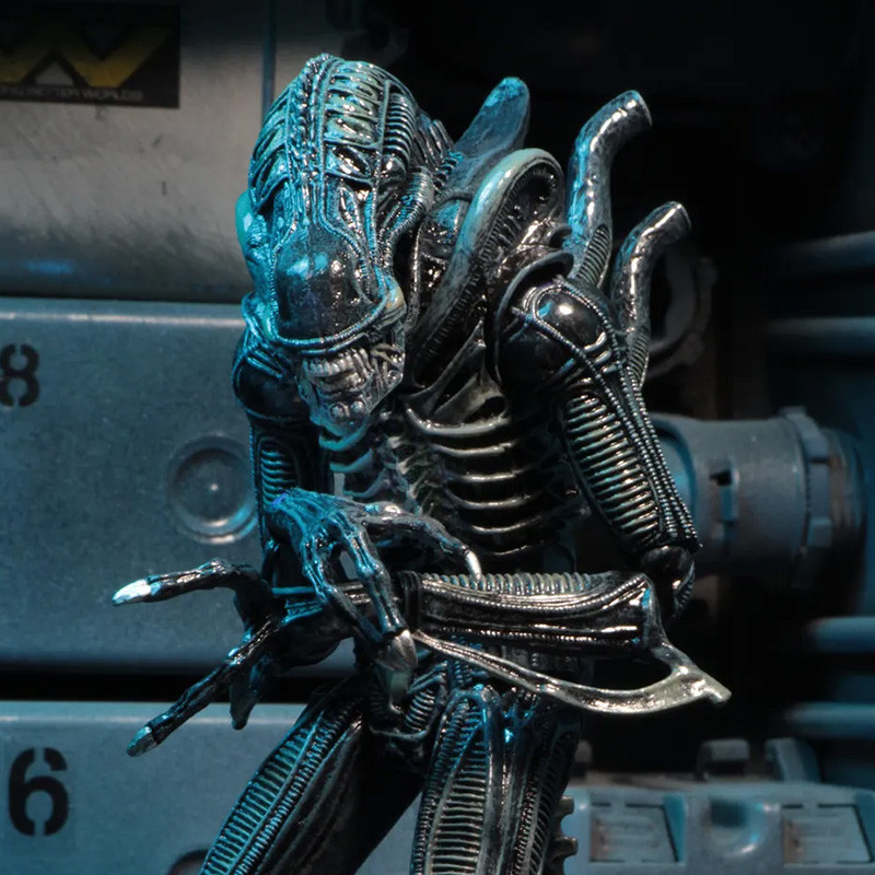 ALIENS Figurine Ultimate Alien Warrior Blue 1986 Neca