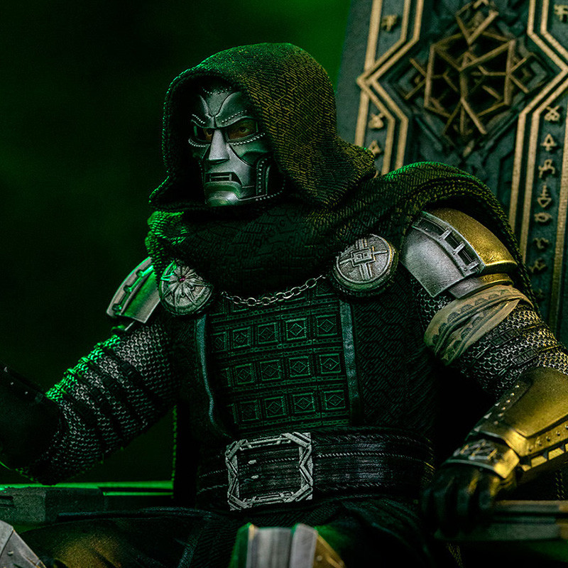 MARVEL Statue Doctor Doom on Throne Deluxe Art Scale Iron Studios