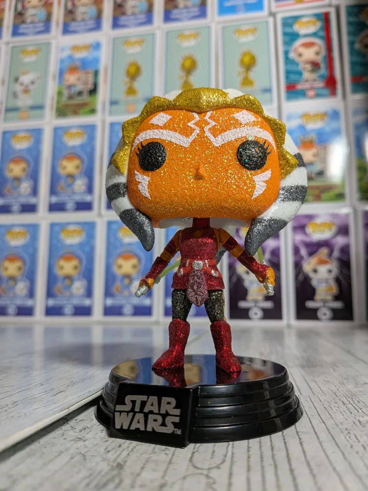 Funko pop Star Wars #268 - Ahsoka Tano (Diamond/Opened/Damaged Box)
