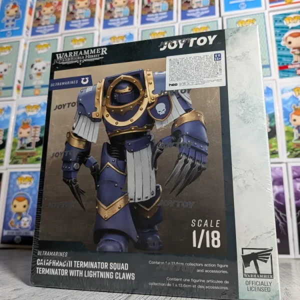 JoyToy Warhammer The Horus Heresy - Ultramarines Cataphractii Terminator Squad Terminator with Lightning Claws (13,6cm)