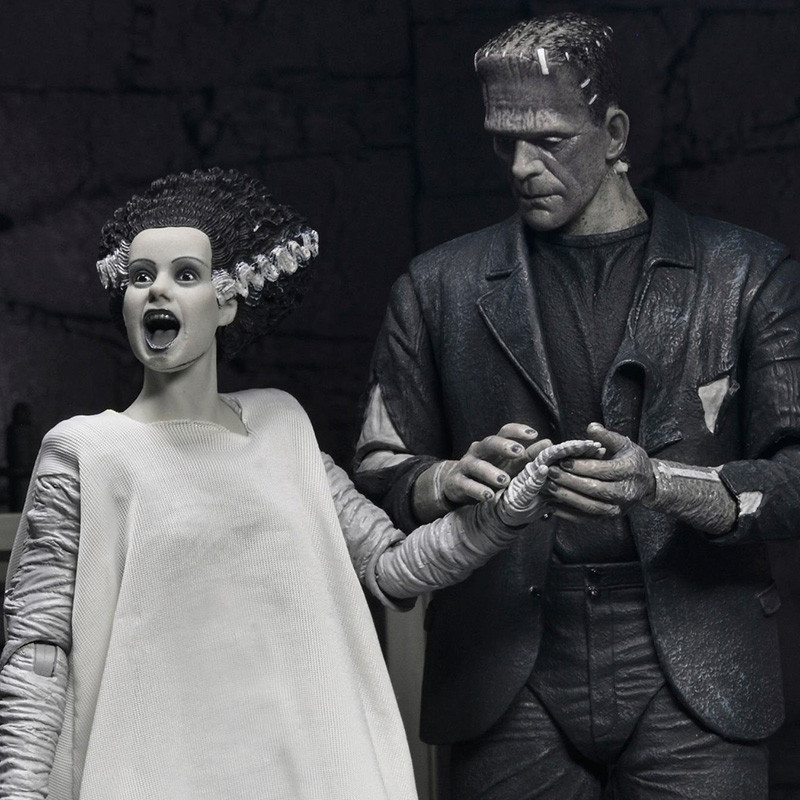 LA FIANCEE DE FRANKENSTEIN Set 2 Figurines Monster & his Mate 90th Anniversary Black & White Version Neca