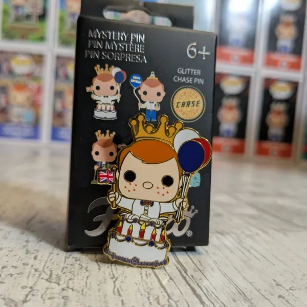 Funko Europe 5th Anniversary Mystery Pin - Birthday Cake Freddy