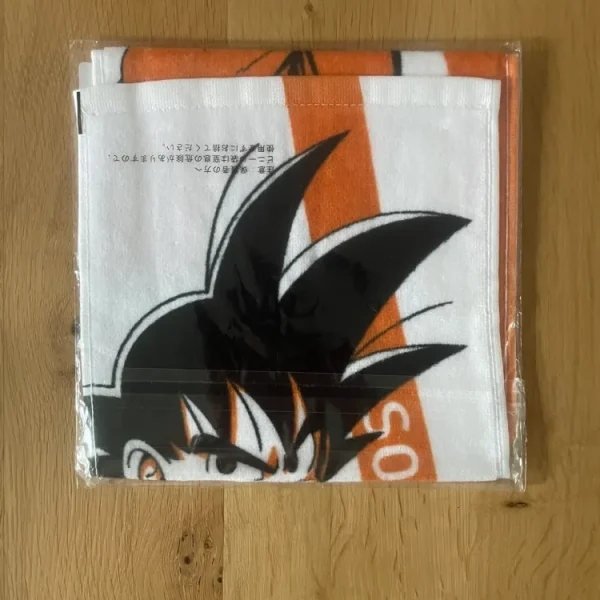 Dragon Ball – Serviette Son Goku Ichiban Kuji Chikyuu o Mamoru Senshitachi 60 x 21 cm